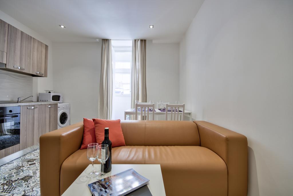 Central Valletta Two Bedroom Apartment Exteriör bild