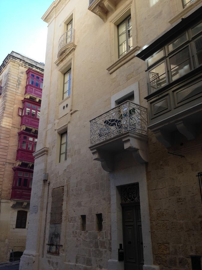 Central Valletta Two Bedroom Apartment Exteriör bild